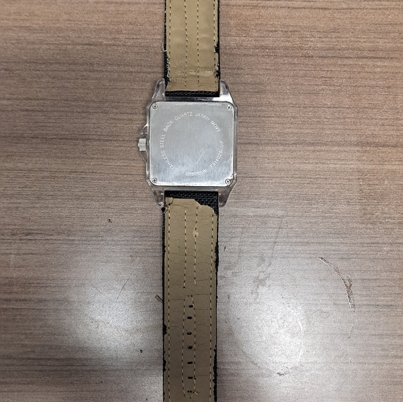 Watch - Picture 6 of 8